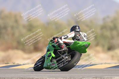 media/Oct-04-2025-CVMA (Sat) [[408bcdd6e4]]/Race 13-Amateur Supersport Open/